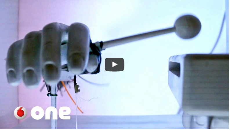 Los robots sueñan con tocar música electrónica